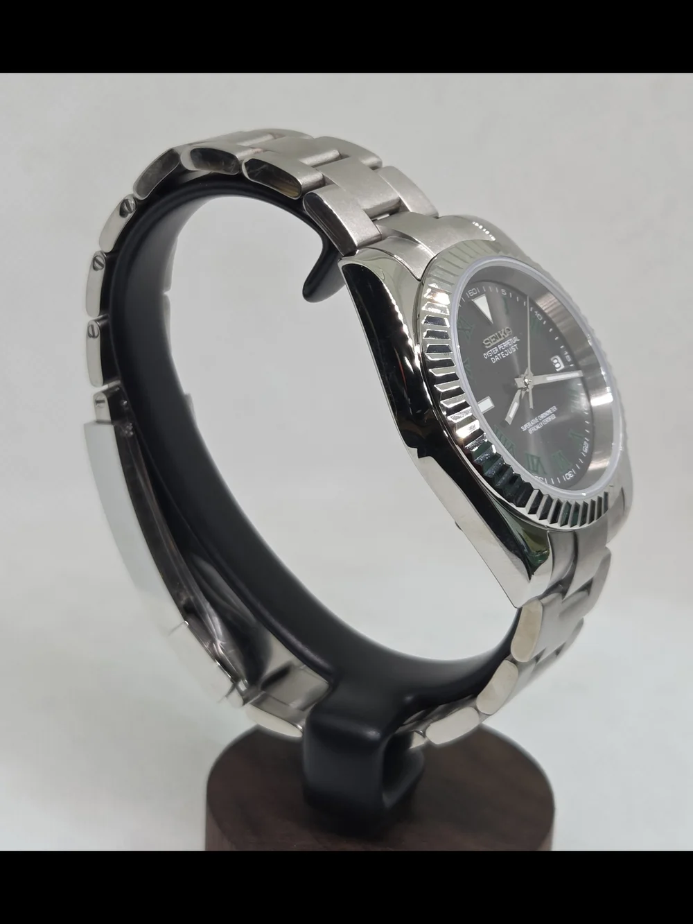 Custom 39mm Automatic Seiko Mod Watch Datejust Wimbledon Dial